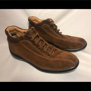 🌟 Tod’s men’s suede shoes